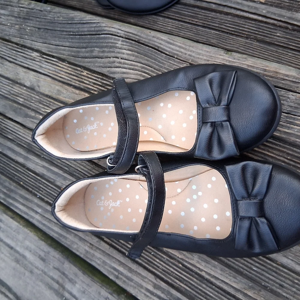 Cat & Jack Black Dress Shoes with Bow